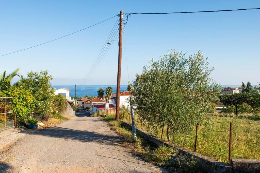 Όμορφο Παραθασυγκρότημα Ενοικιαζόμενων Καταλυμάτων Ως Ολόκληρος Χώρος - Chrani, Ελλάδαλάσσιο Διαμέρισμα Eksteriør bilde