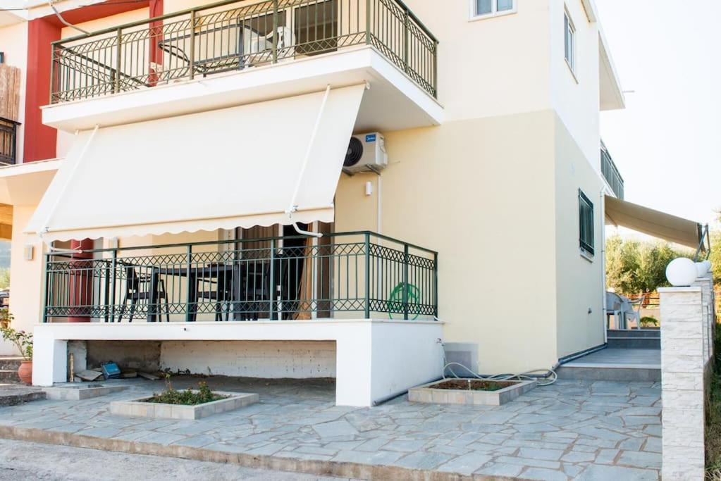 Όμορφο Παραθασυγκρότημα Ενοικιαζόμενων Καταλυμάτων Ως Ολόκληρος Χώρος - Chrani, Ελλάδαλάσσιο Διαμέρισμα Eksteriør bilde